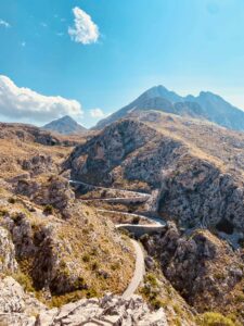 zakrety-droga węża-sa calobra-majorka-wycieczki po polsku-cocomano